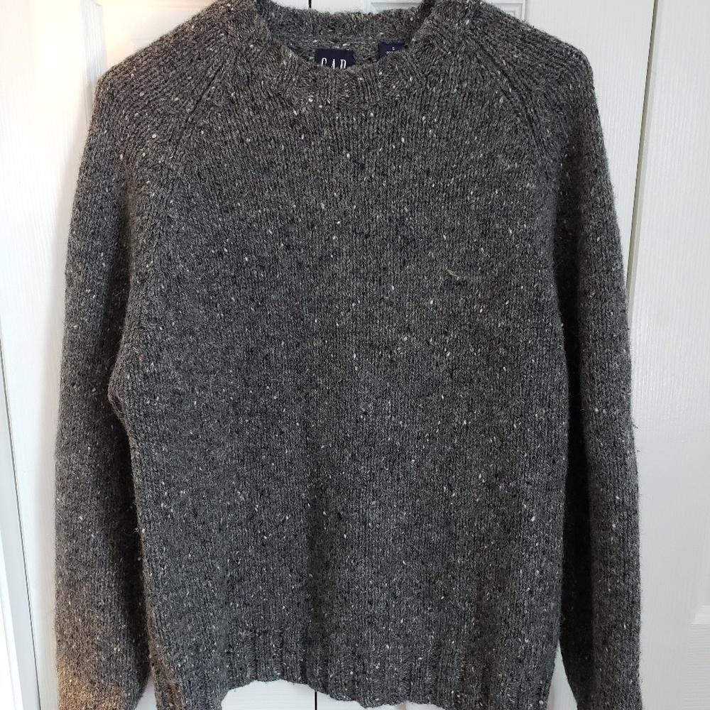 Gap 100% Wool Gray Sweater